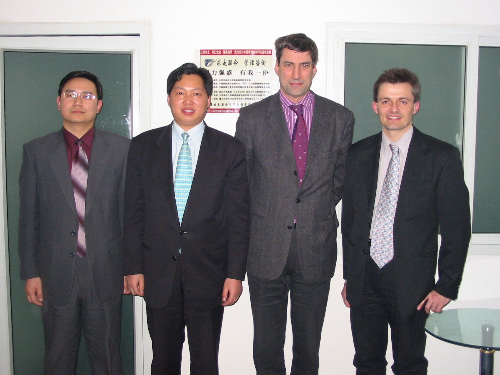 2004年法國(guó)PMGI公司董事長(zhǎng)、CEO Jean Graciet來(lái)我司訪問(wèn)、交流